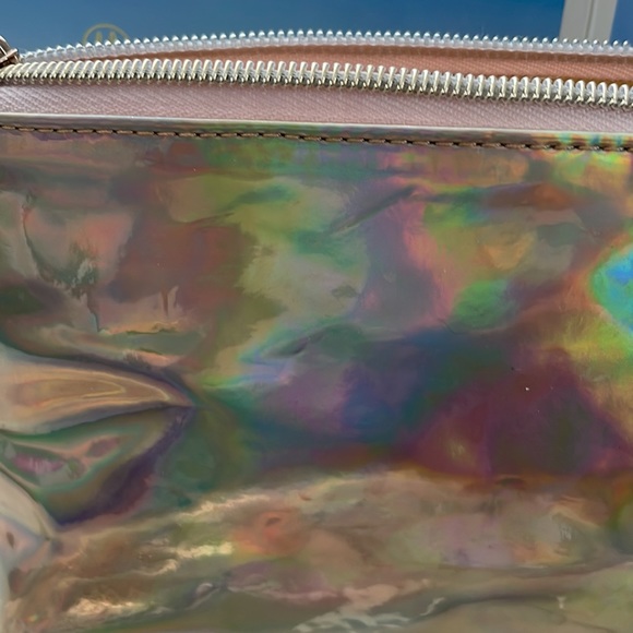 BH Cosmetics Irridescent travel bag and 7 cosmetic brushes, new with box - Picture 3 of 8